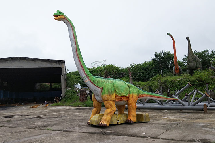 Weatherproof Realistic Dinosaur Model , Life Size Brachiosaurus