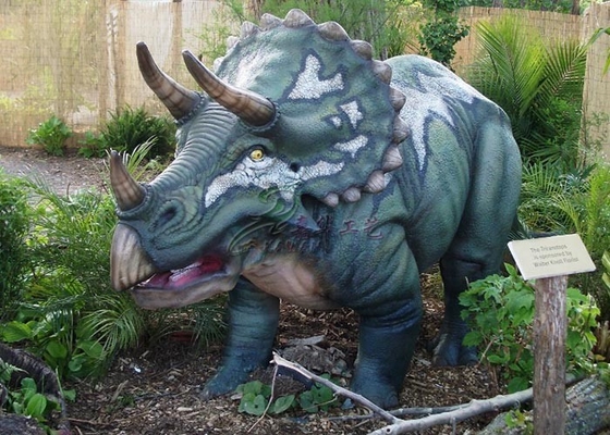 Artificial Life Size Dinosaur Statue , Handmade Outdoor Dinosaur Statues