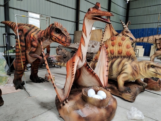 셀피 포인트 퀘츠알코아틀루스 알이 있는 사실적인 애니마트론 공룡 적외선 센서 시작