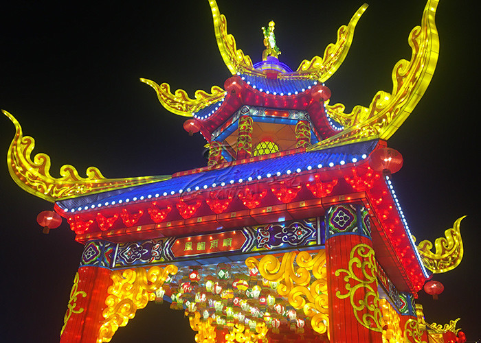 big chinese lanterns