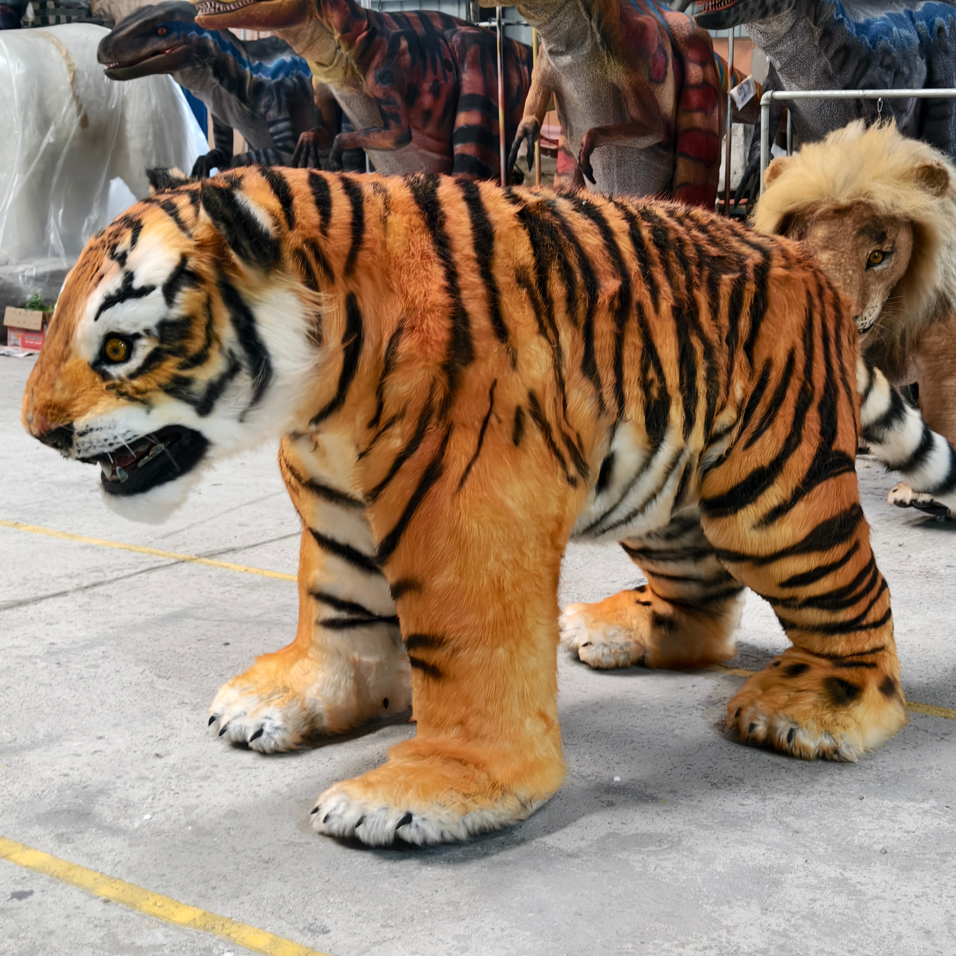 Custom Animatronic Tiger Costume with Realistic Movements
