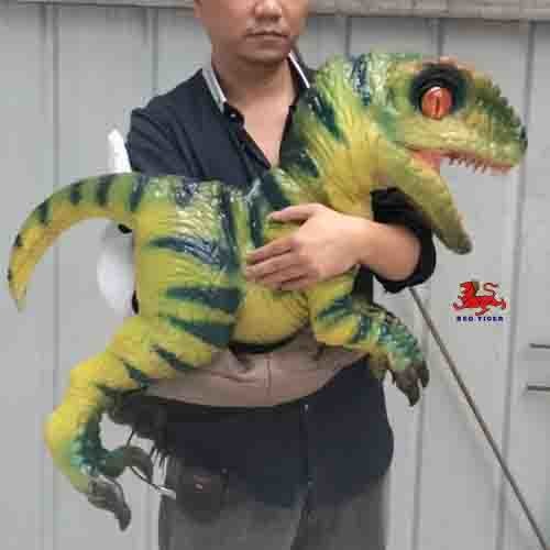 Life Size Realistic Dinosaur Puppet , Jurassic Park Velociraptor Hand ...